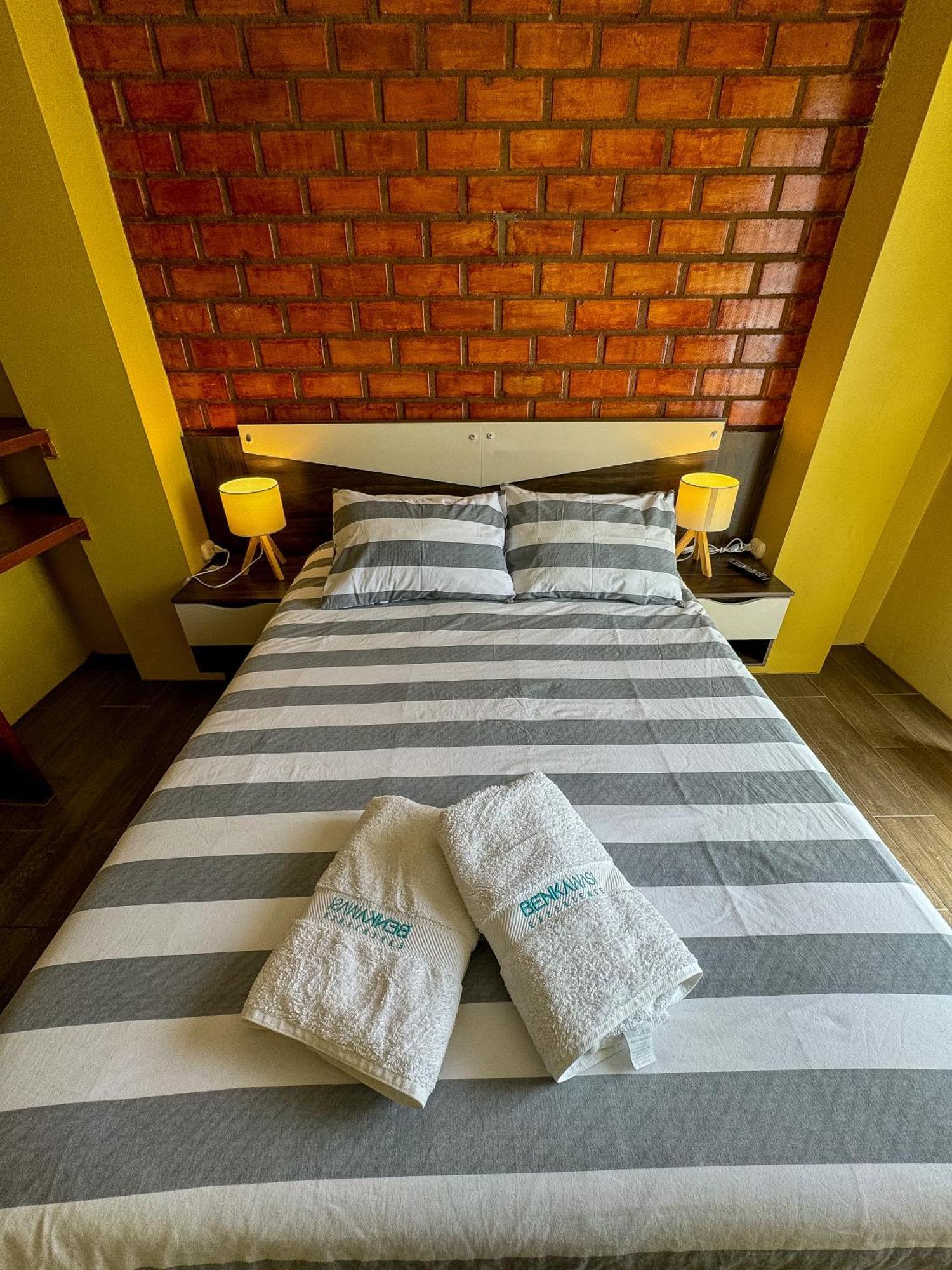 Benkawasi Experience Huaraz Hostel ภายนอก รูปภาพ