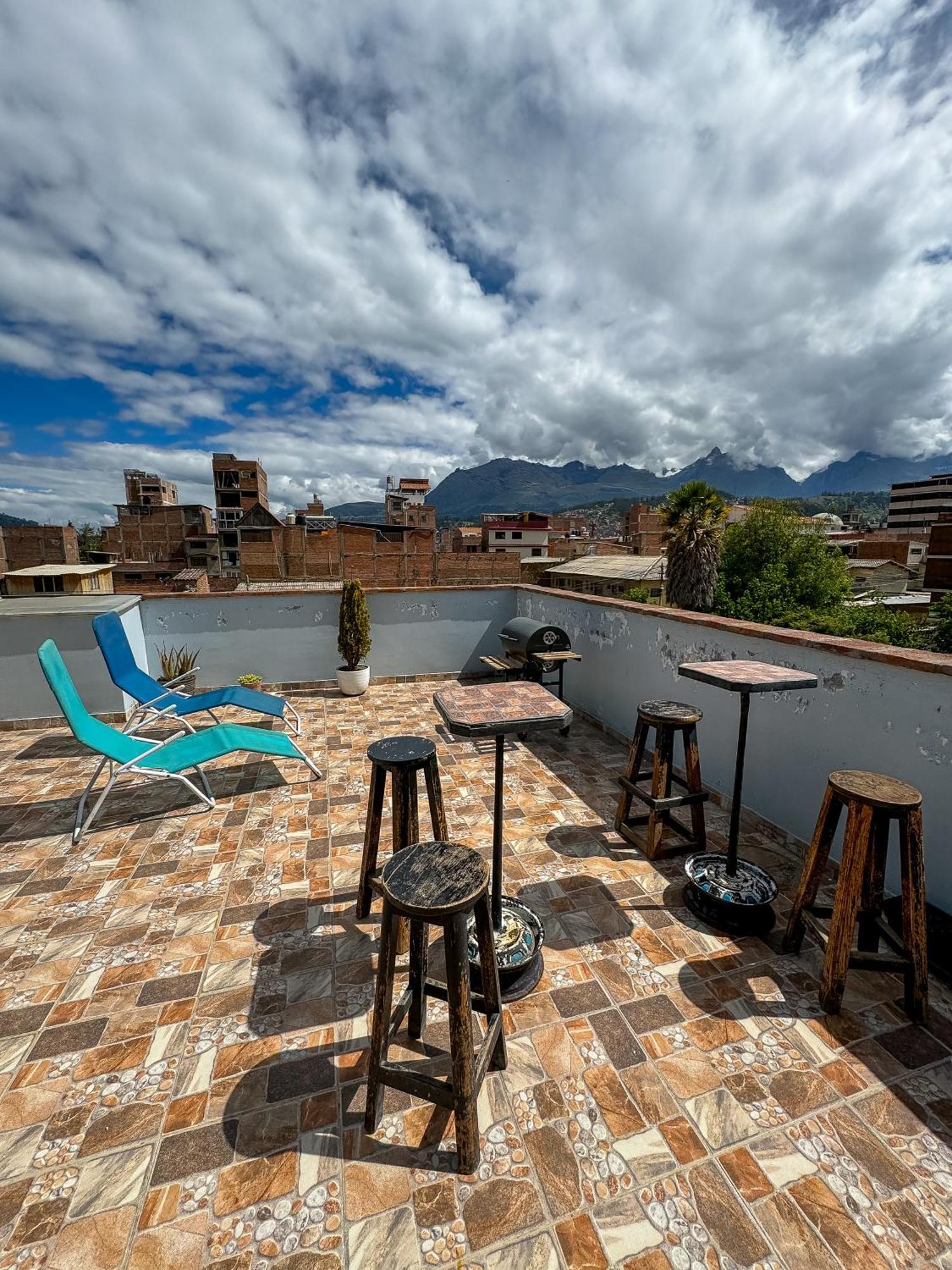 Benkawasi Experience Huaraz Hostel ภายนอก รูปภาพ