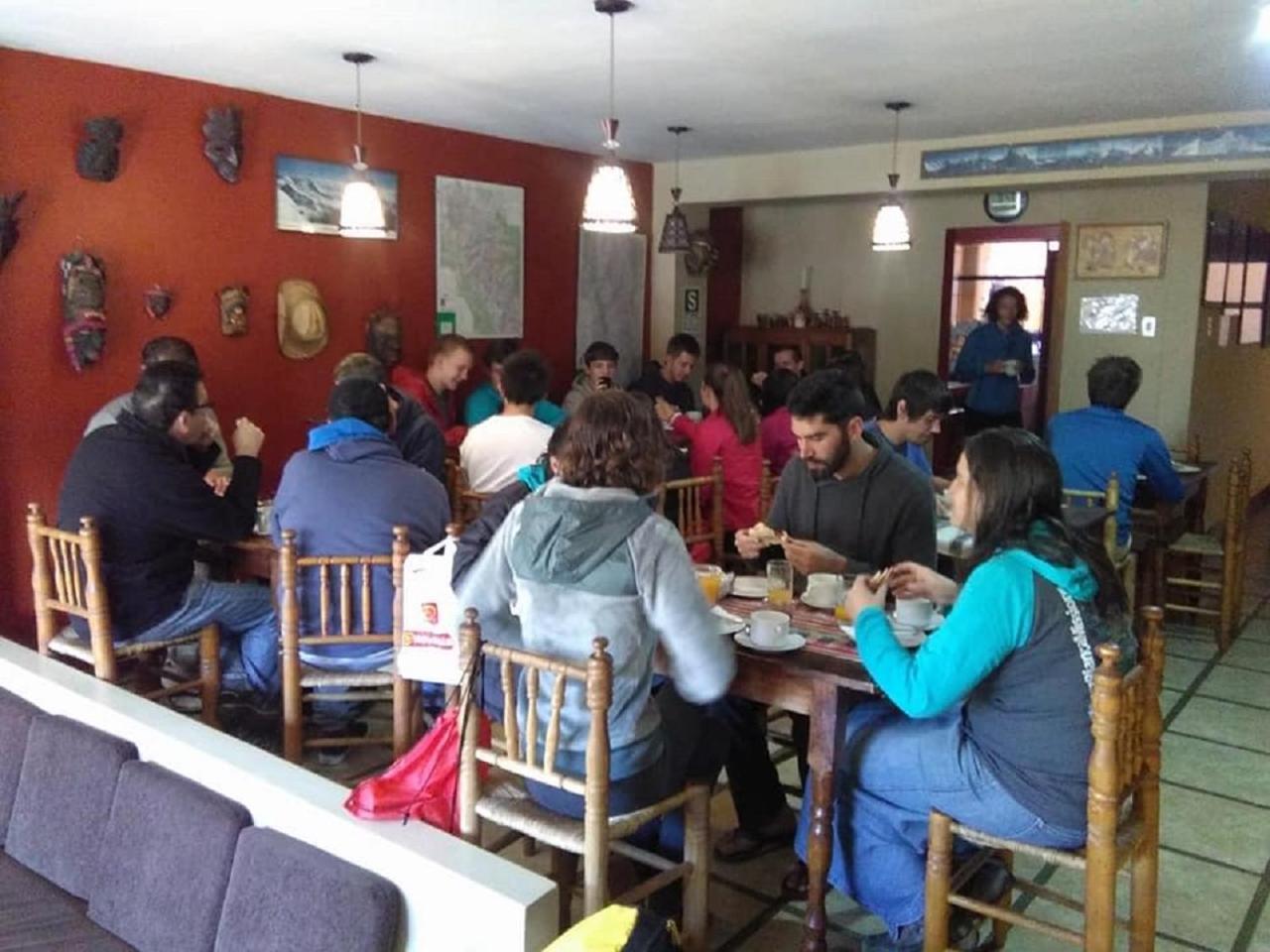 Benkawasi Experience Huaraz Hostel ภายนอก รูปภาพ
